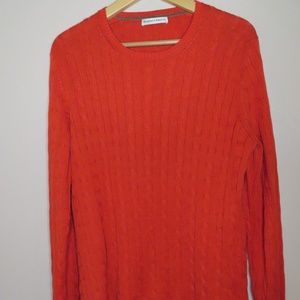 Beauitful knitted orange red sweater